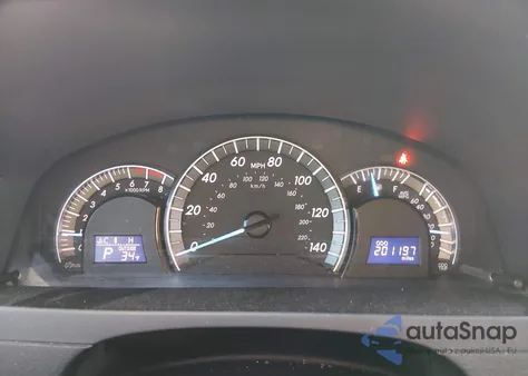 2014 Toyota Camry Se z USA, uszkodzony, nr VIN 4T1BF1FK3EU835253